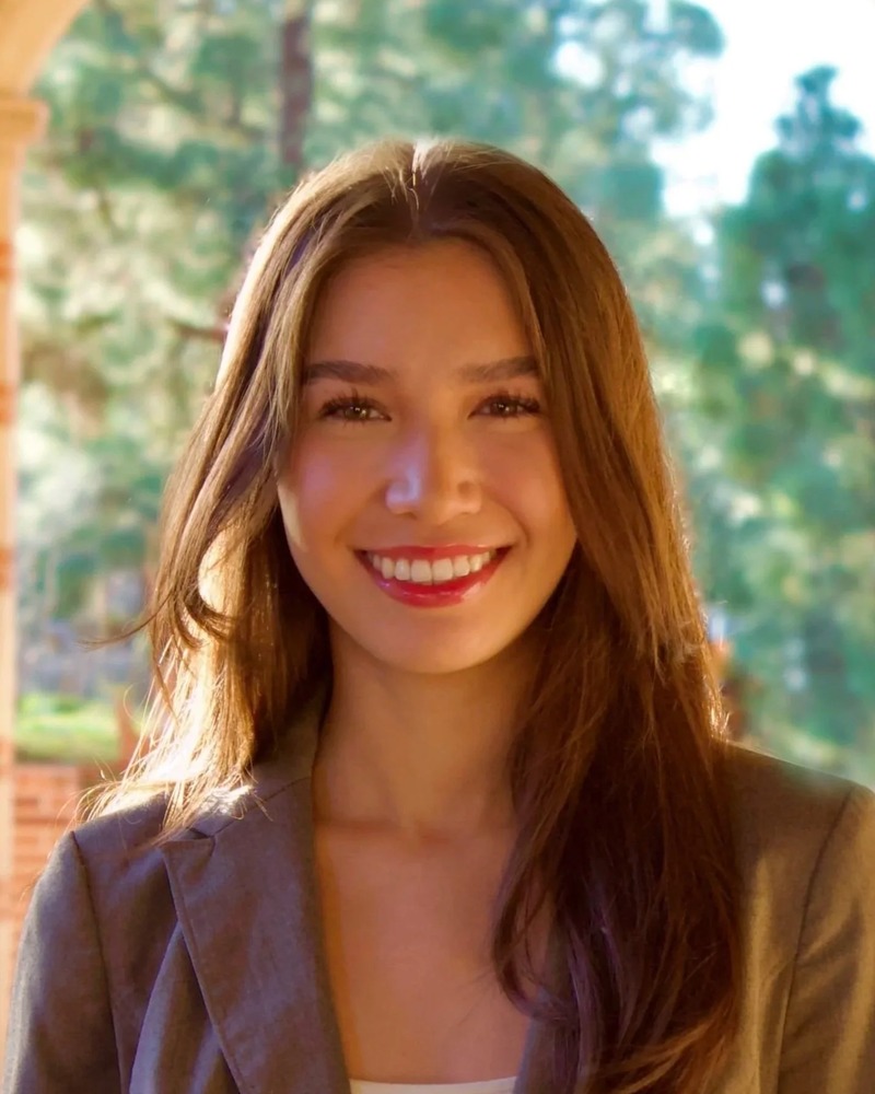 Headshot — Brandi Burnell
